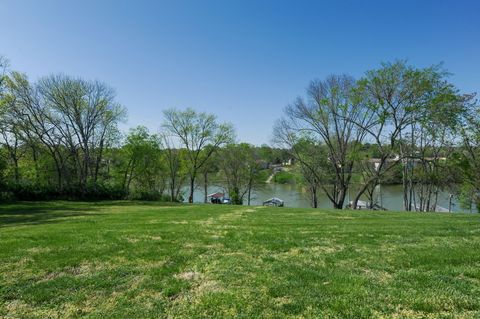 128 Lakeview Dr Hendersonville TN 37075