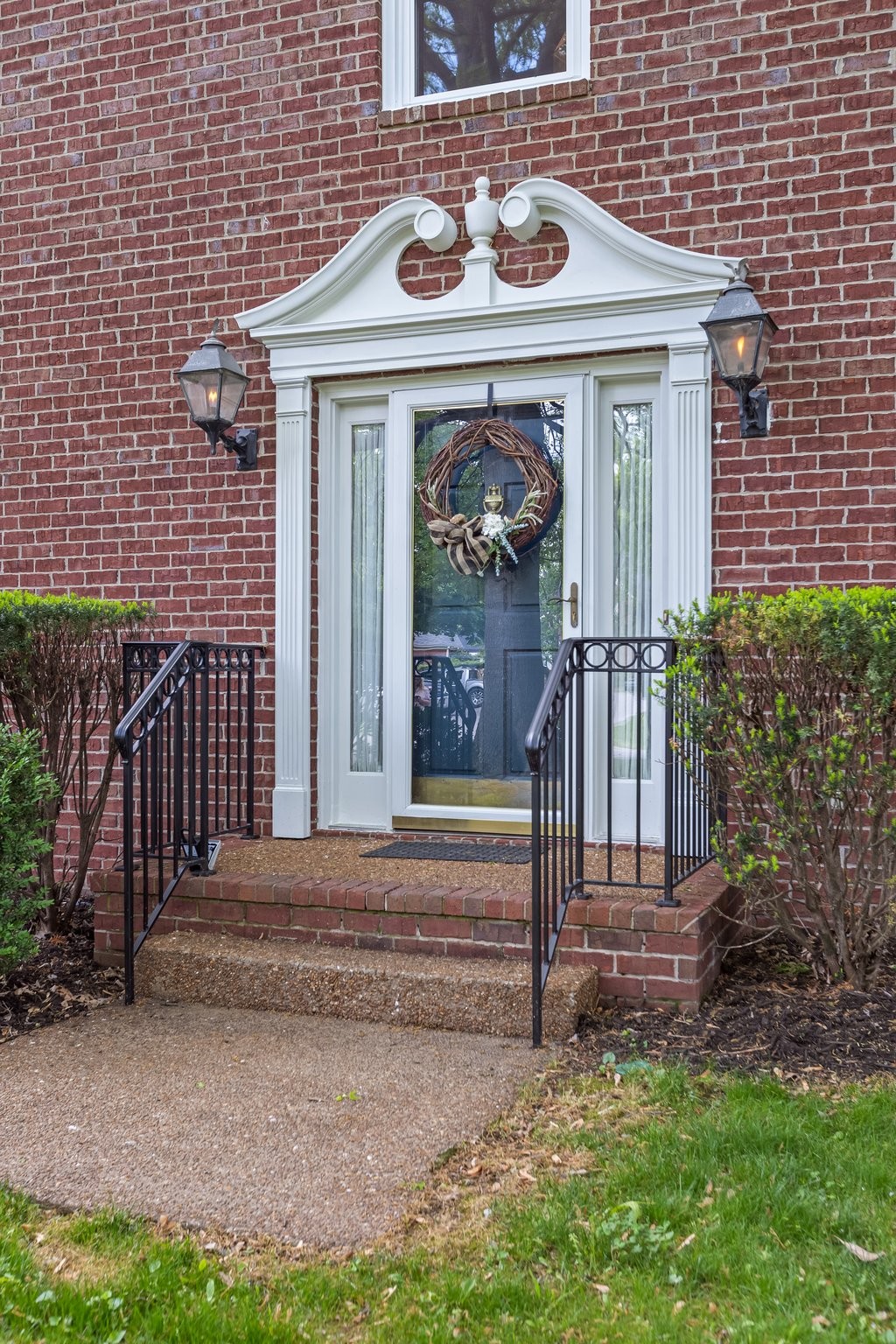 147 Sturbridge Dr