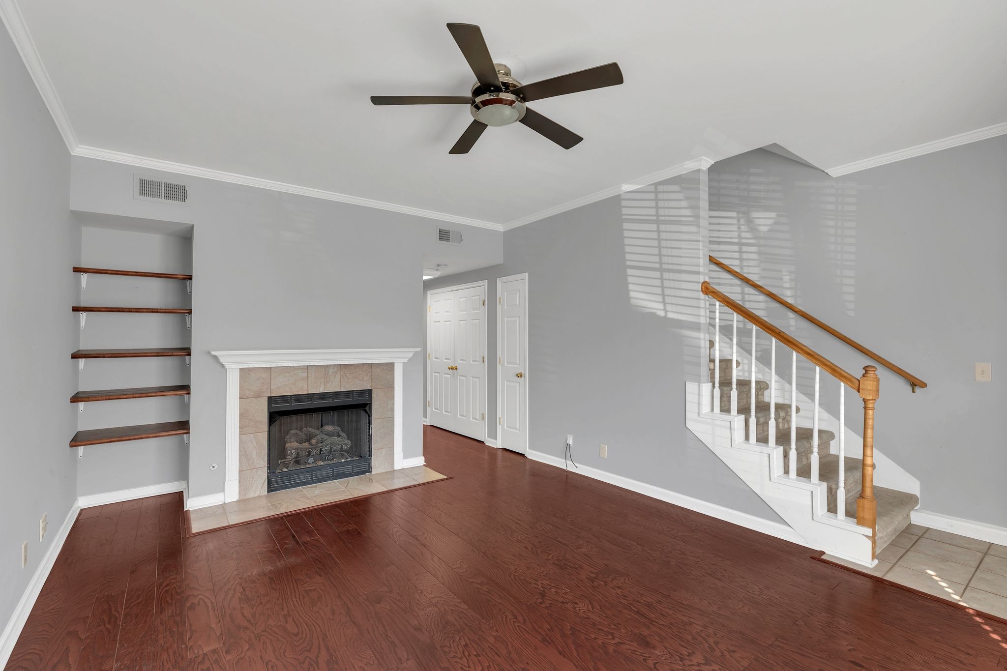 2121 Highway 12 S 116