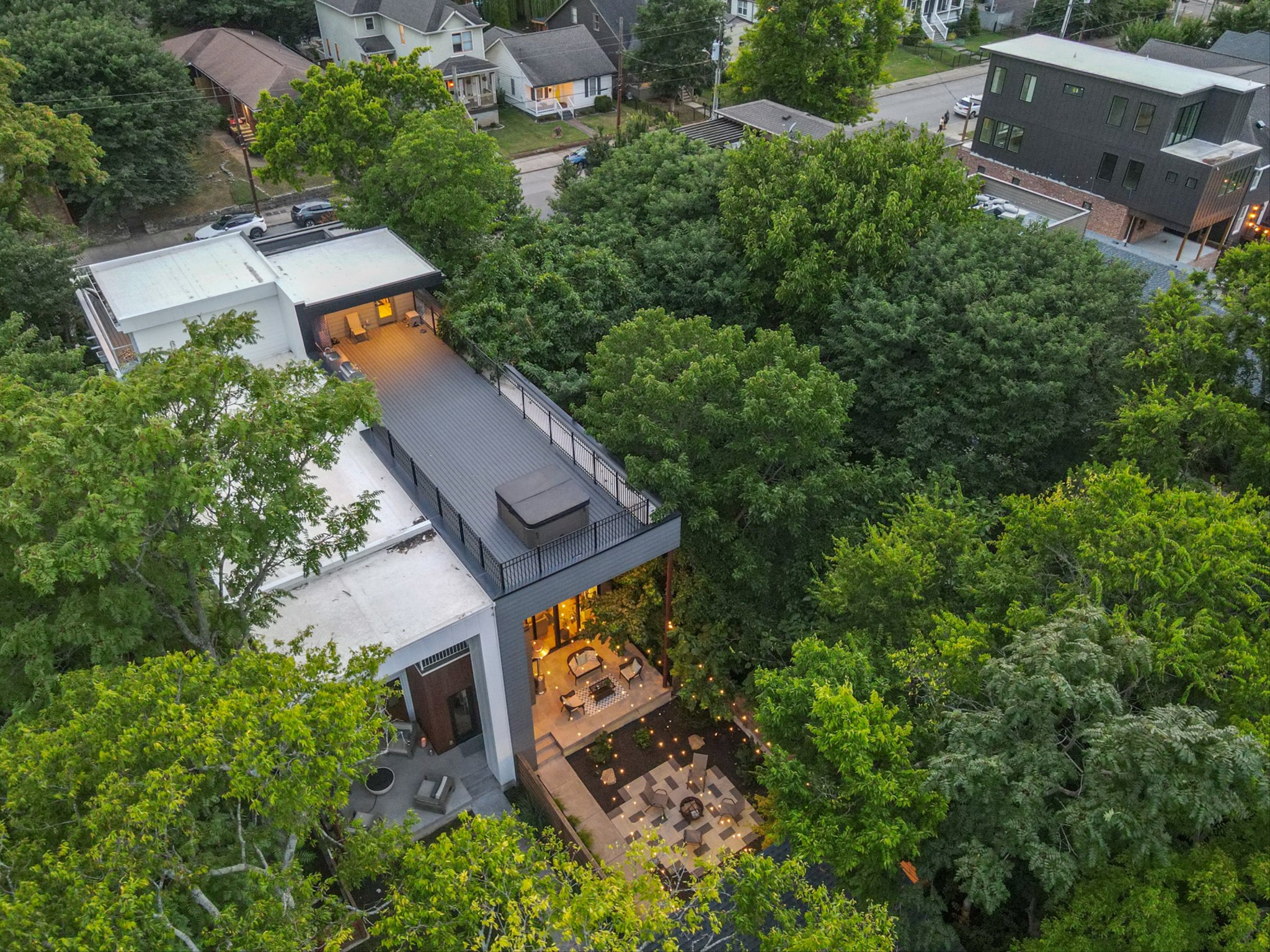 1610 6th Ave N B