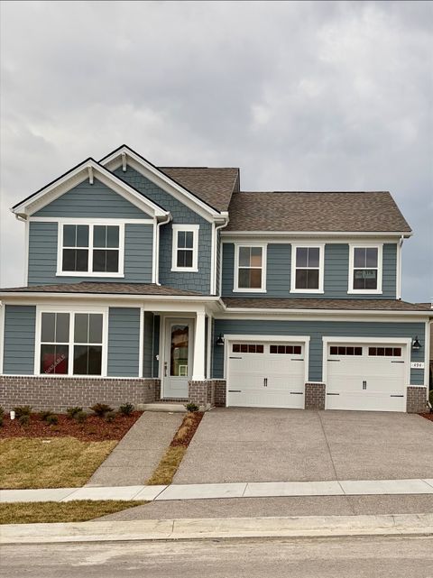 494 Carriage House Ln Hendersonville TN 37075