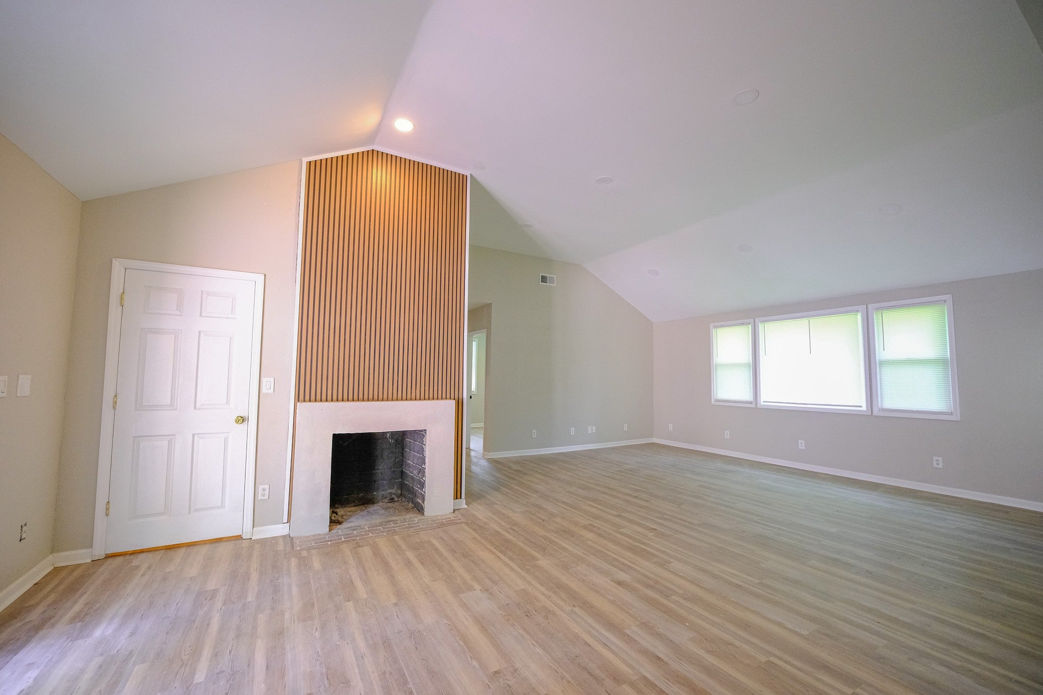 366 Wimpole Dr