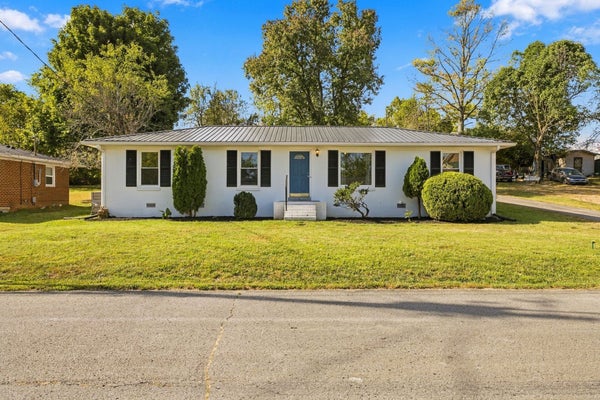 529 MCFERRIN ST, WOODBURY, TN 37190 - Image bbbbd3e840977908f60cf7bac0044e8b/2702149480