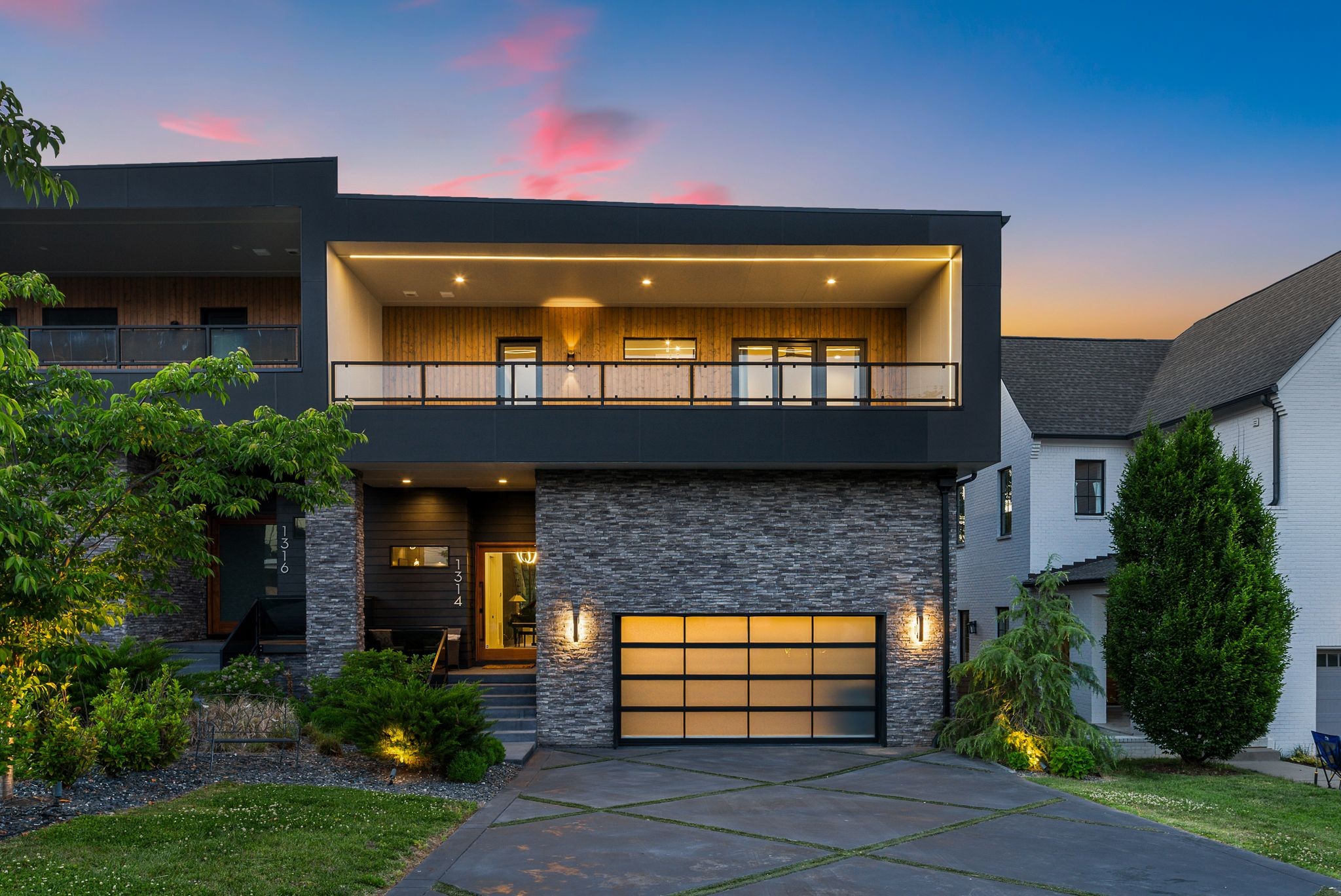 1314 Clifton Ln