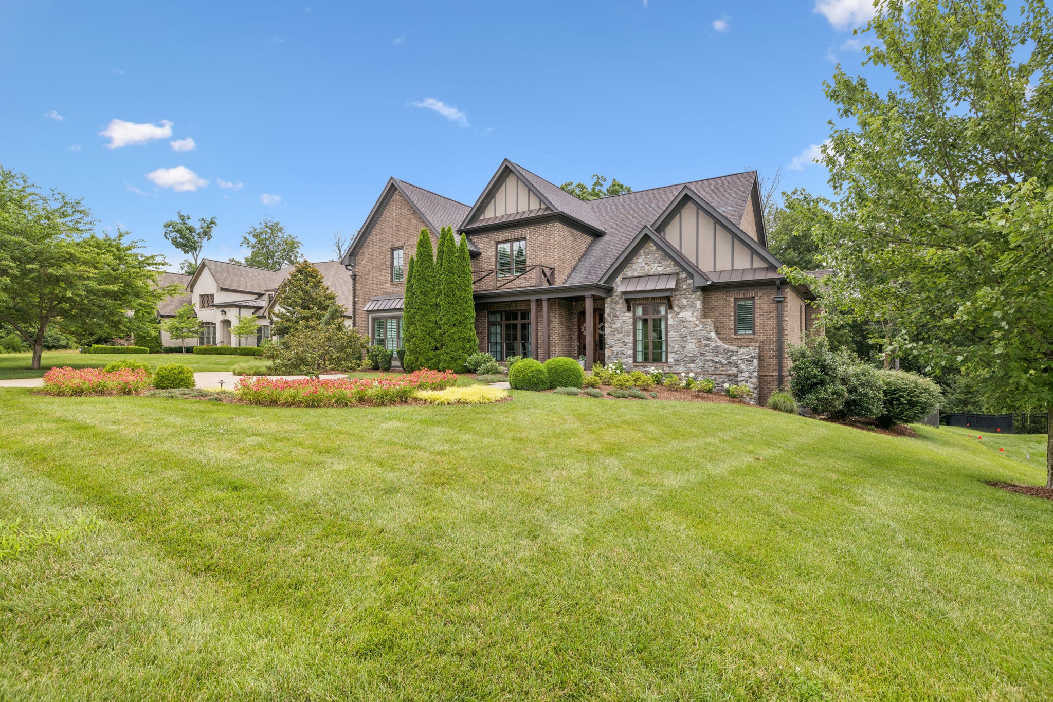 1738 Fontanella Dr