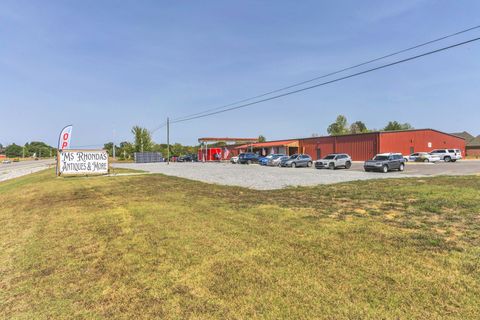 2120 Old Hwy 431 S Greenbrier TN 37073