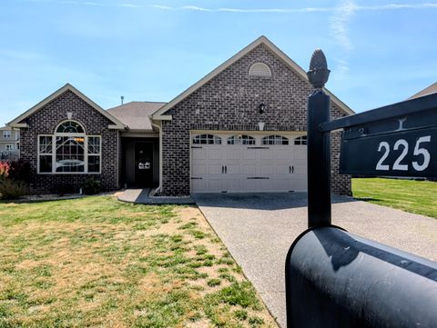 225 Leah Ct Gallatin TN 37066