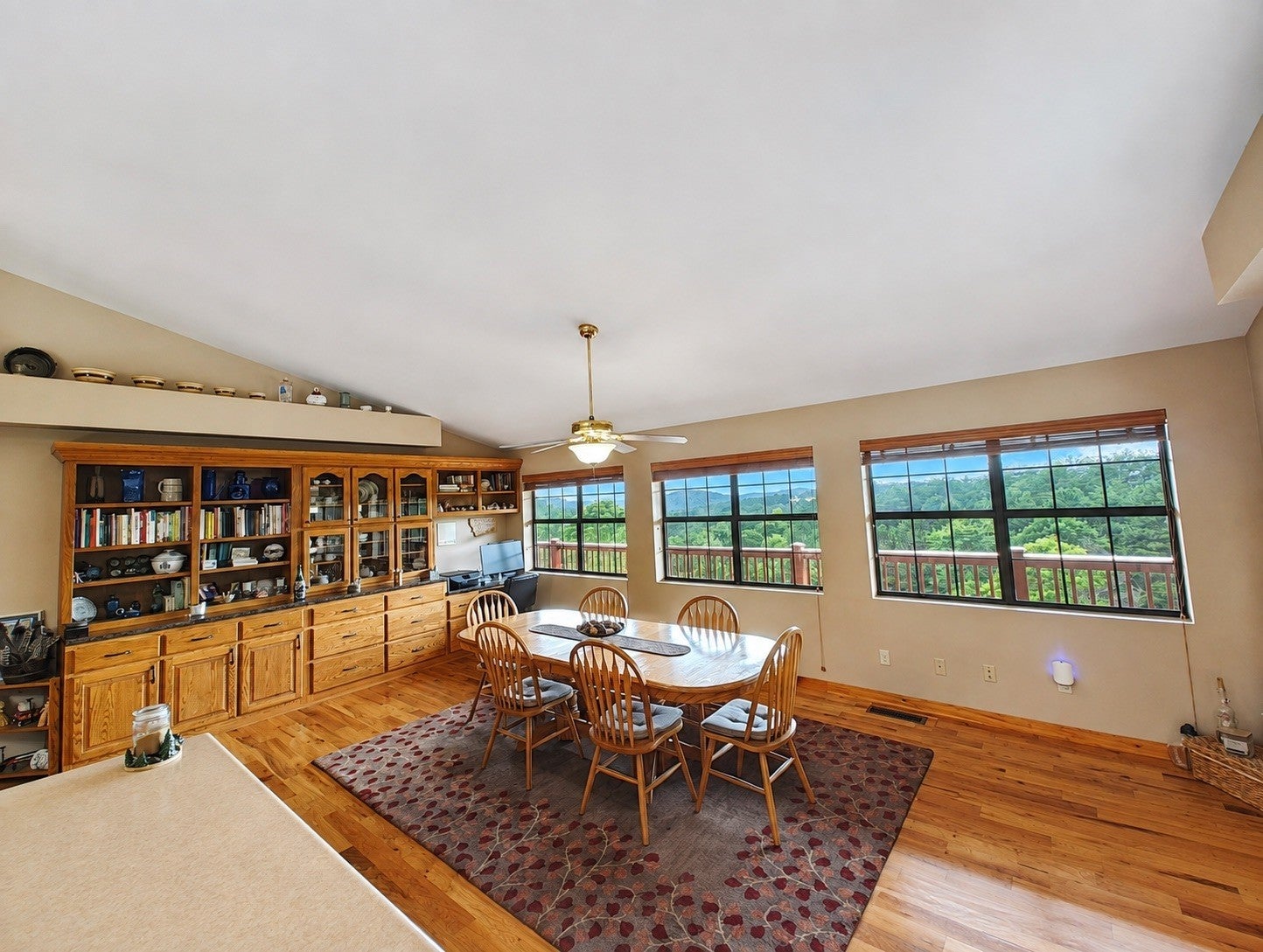 156 Pineview Lane