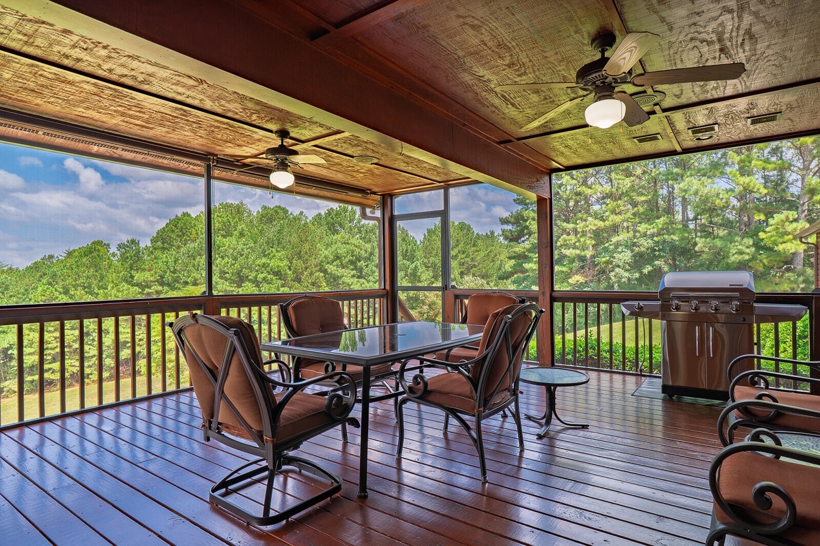 156 Pineview Lane