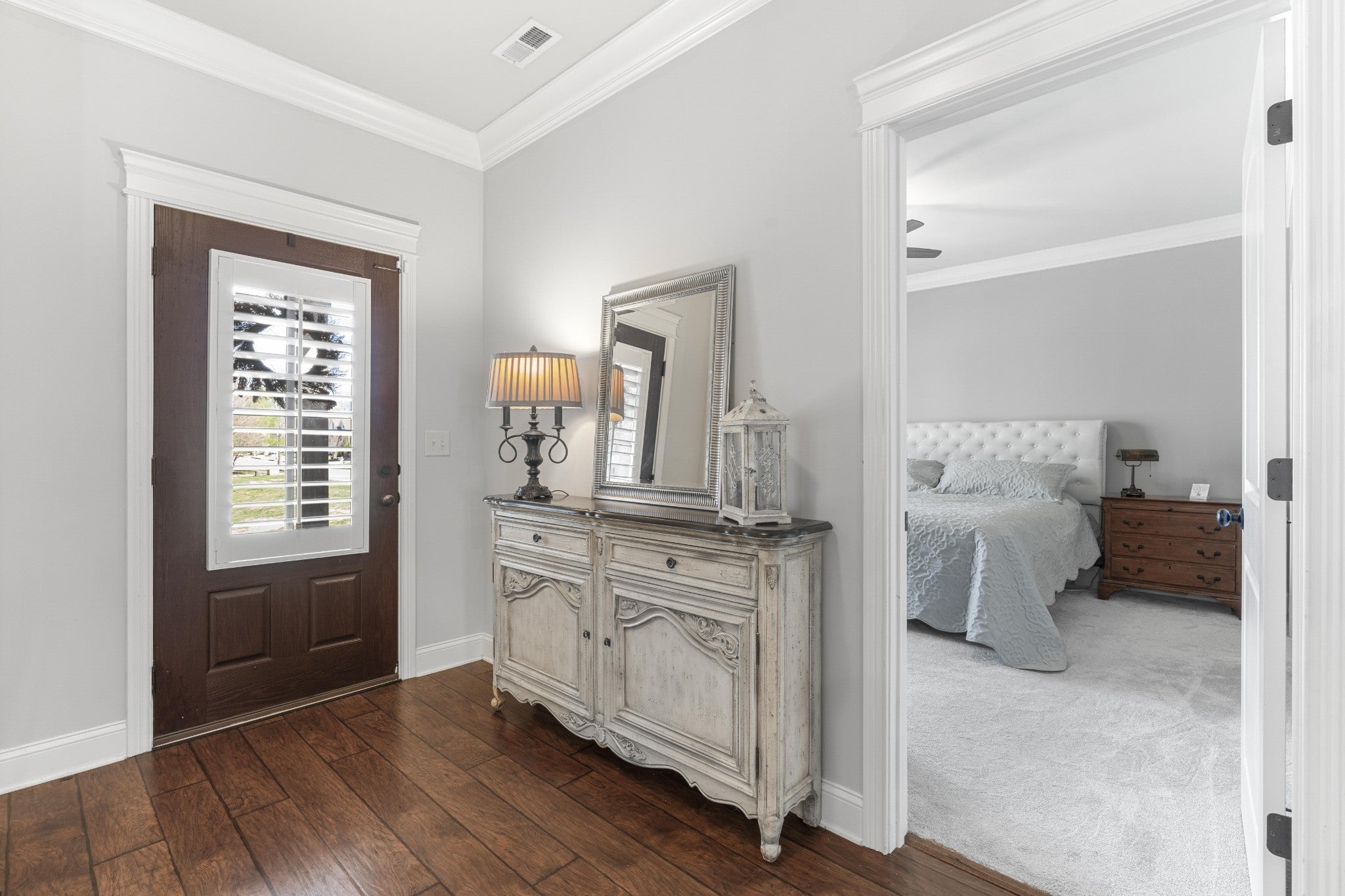 214 Whitman Aly