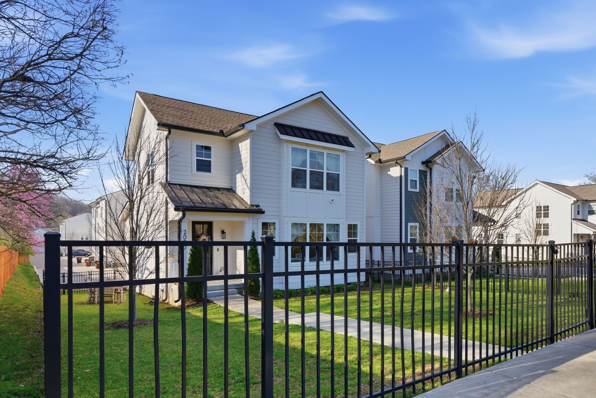 2003 Maple View Lane