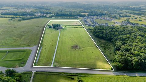 6286 Cox Rd Arrington TN 37014