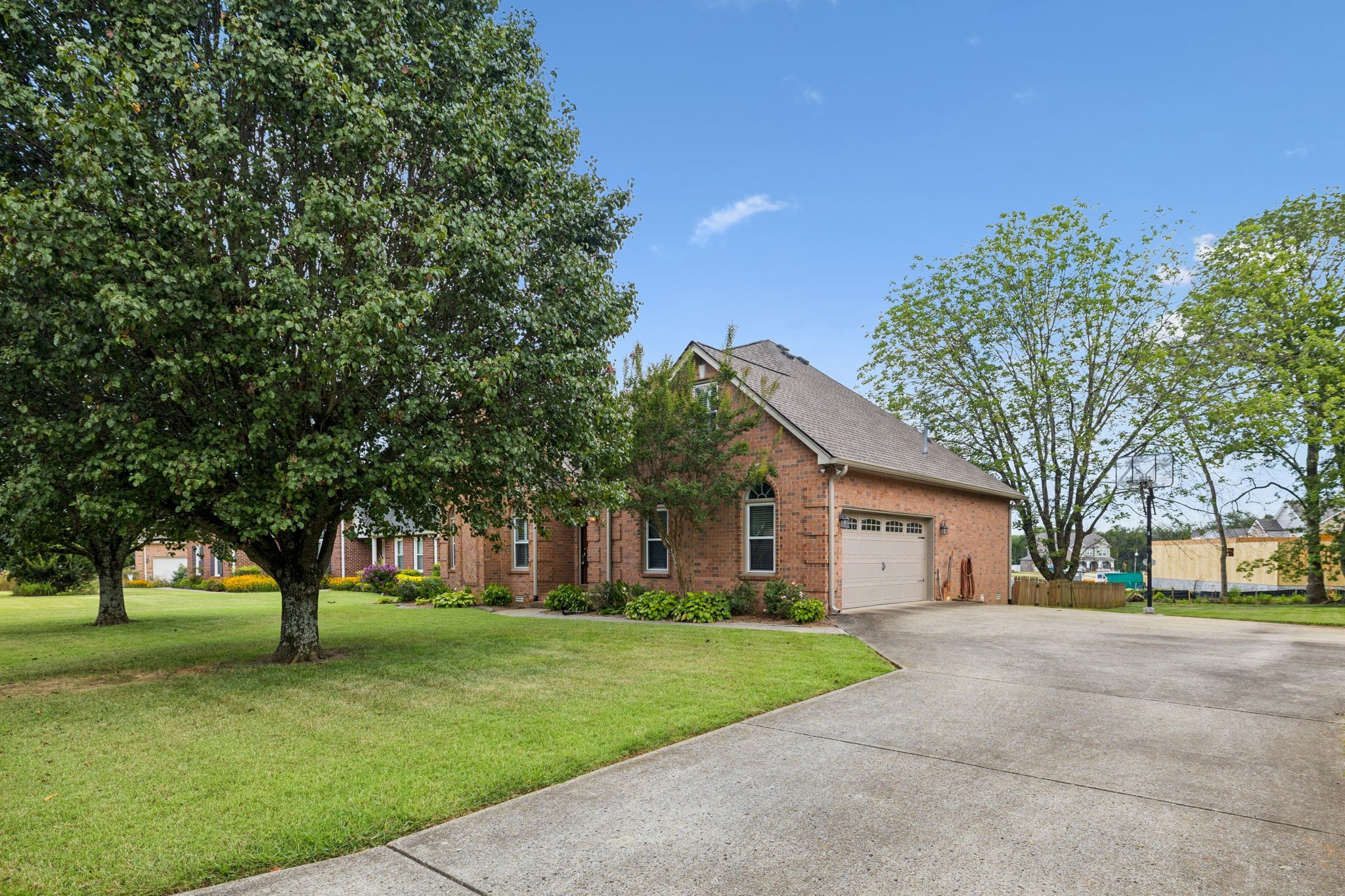 2707 Albany Ct