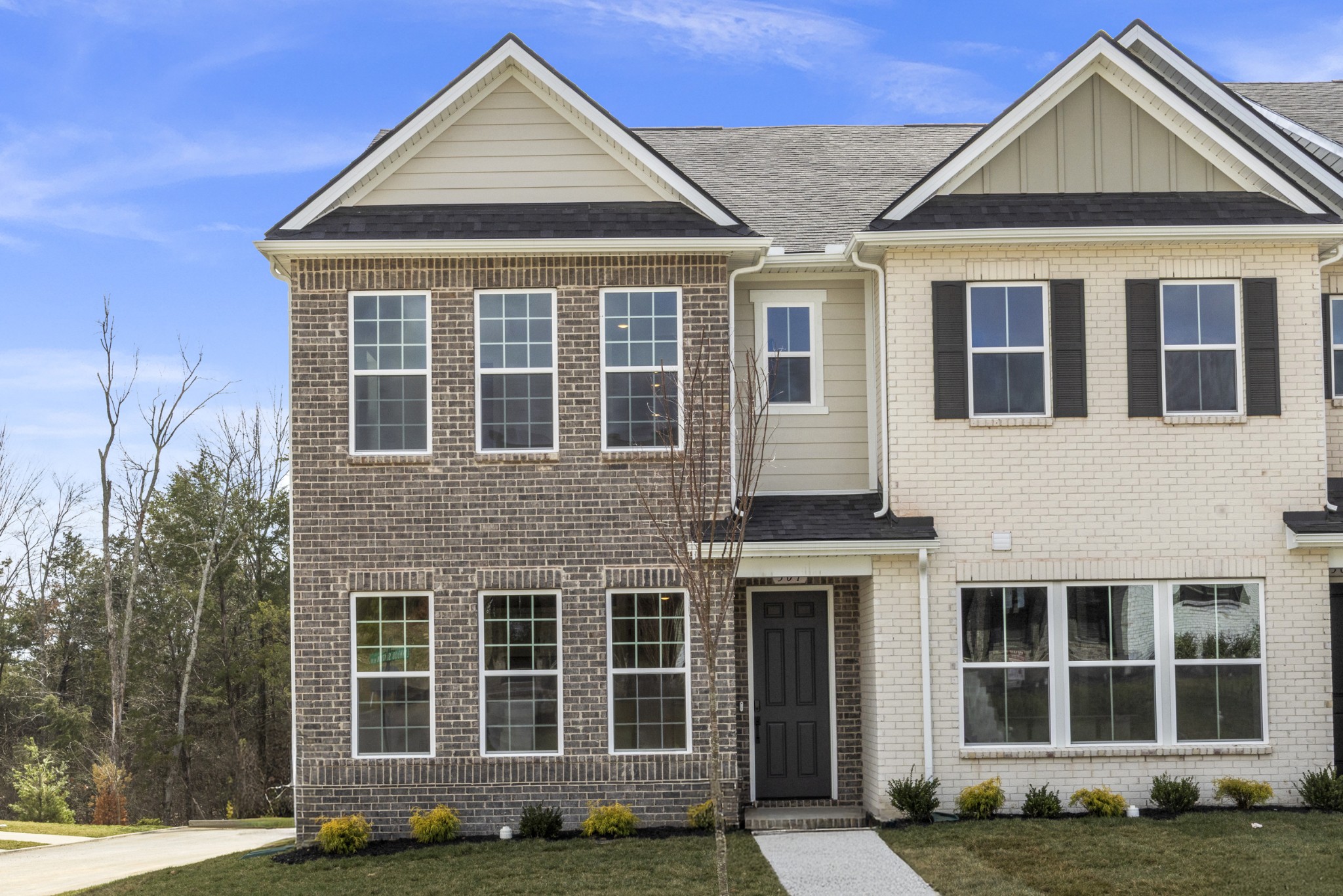 301 Lynwood Station Boulevard