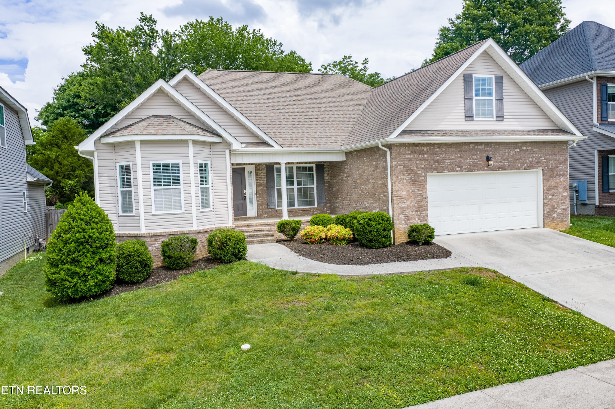 2642 Sweeping Rain Lane