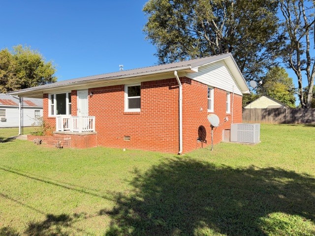 128 Stewart St