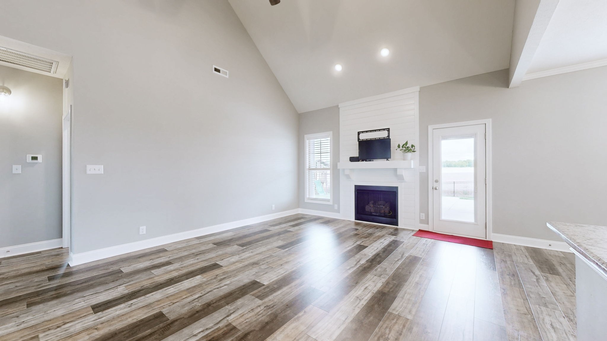 709 High Plains Dr