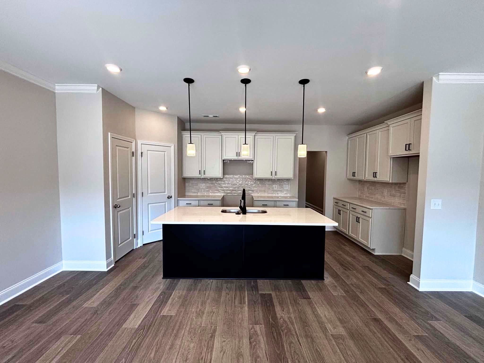 3219 Tasker Dr