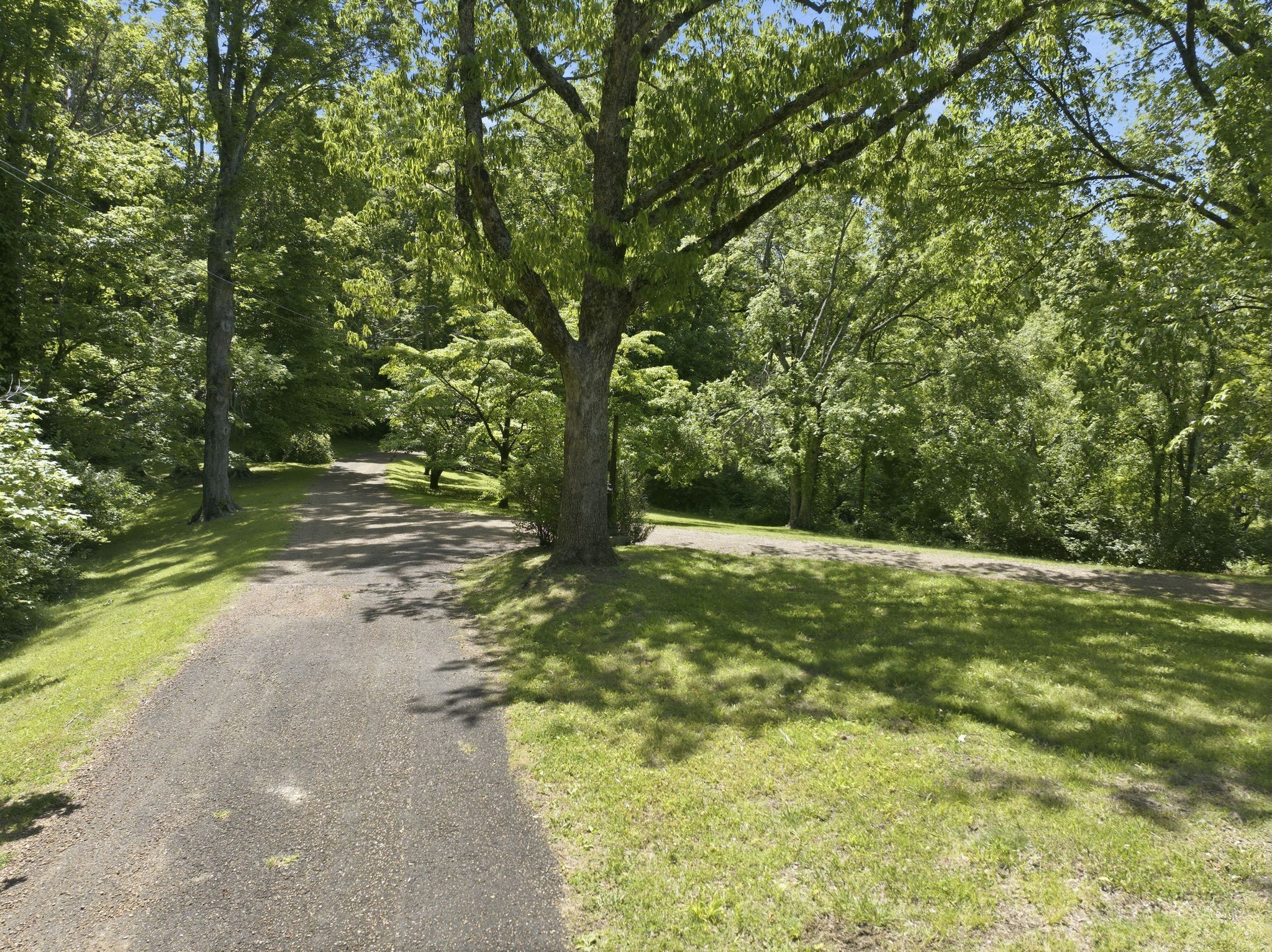 732 Sneed Rd W