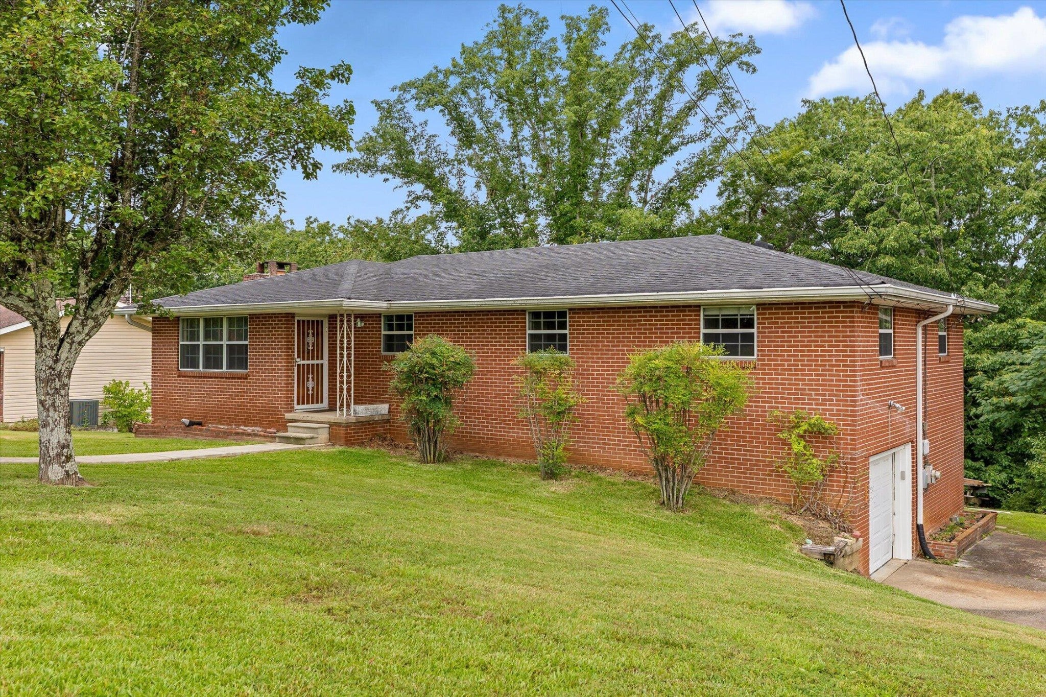 4639 Sherry Lane