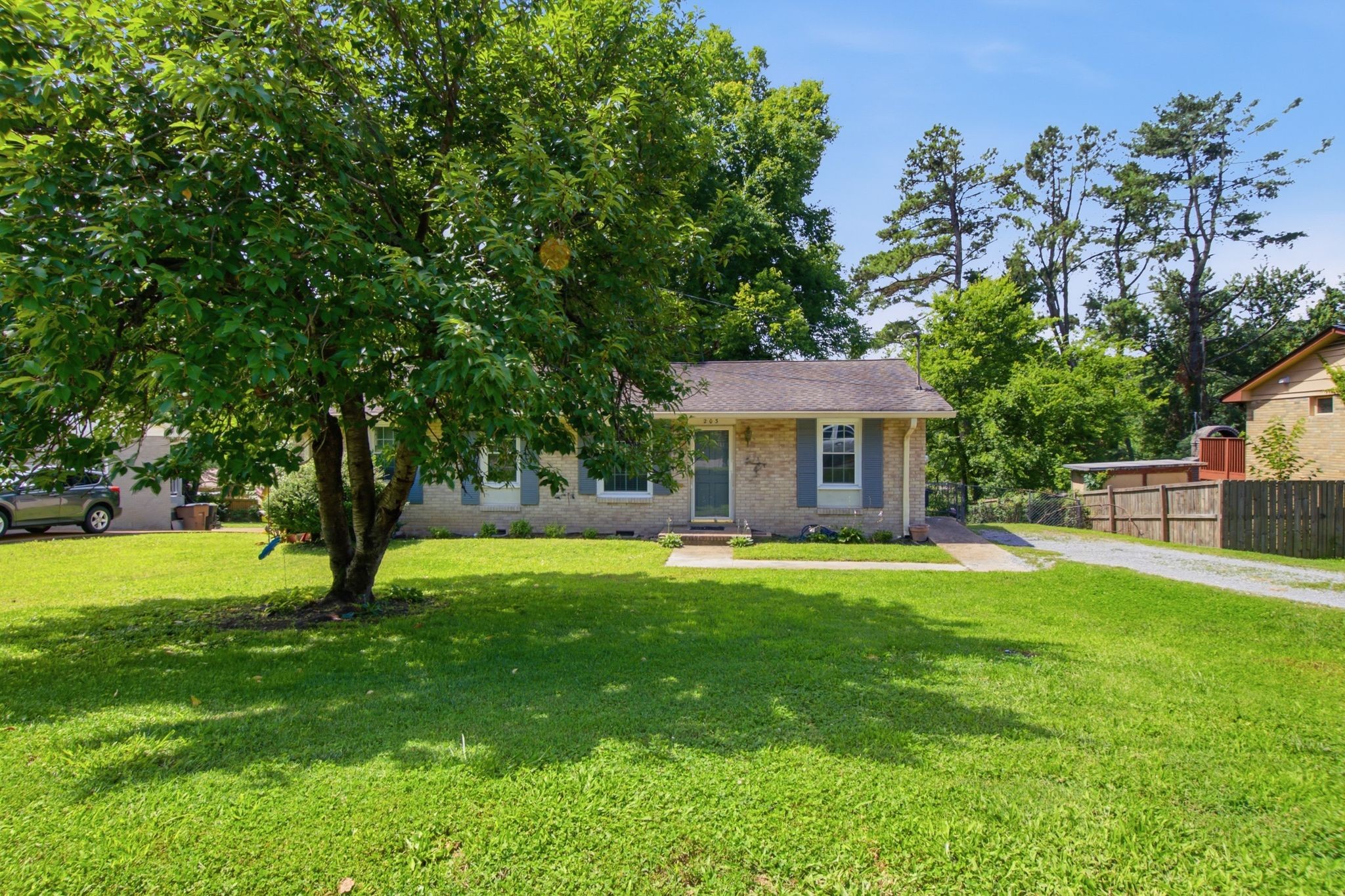 203 Townes Dr