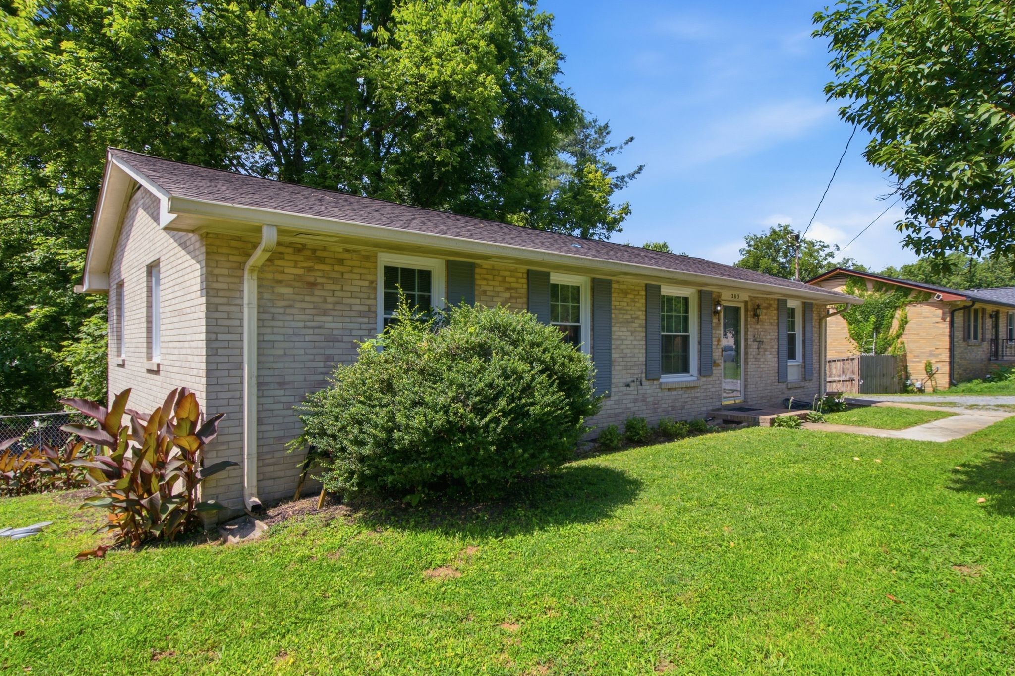 203 Townes Dr