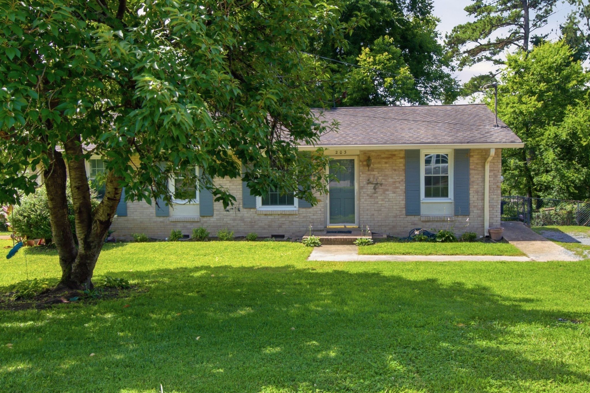 203 Townes Dr