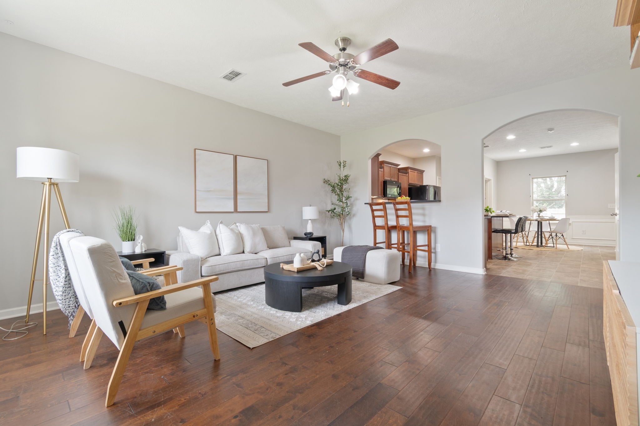 1504 Halverson Dr