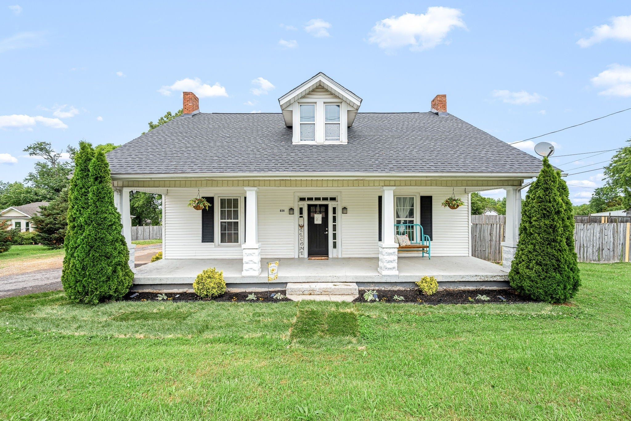 634 Hwy 52 E