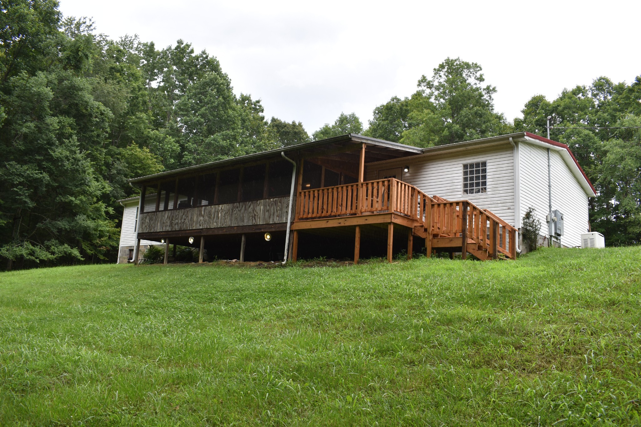 1423 Pack Rd