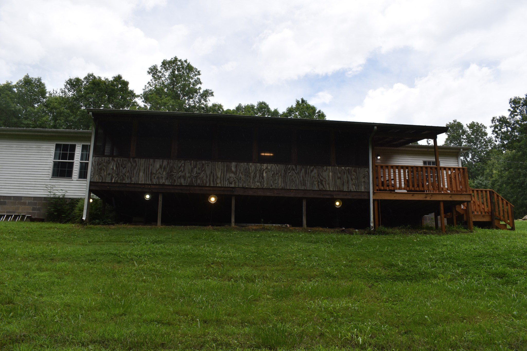 1423 Pack Rd