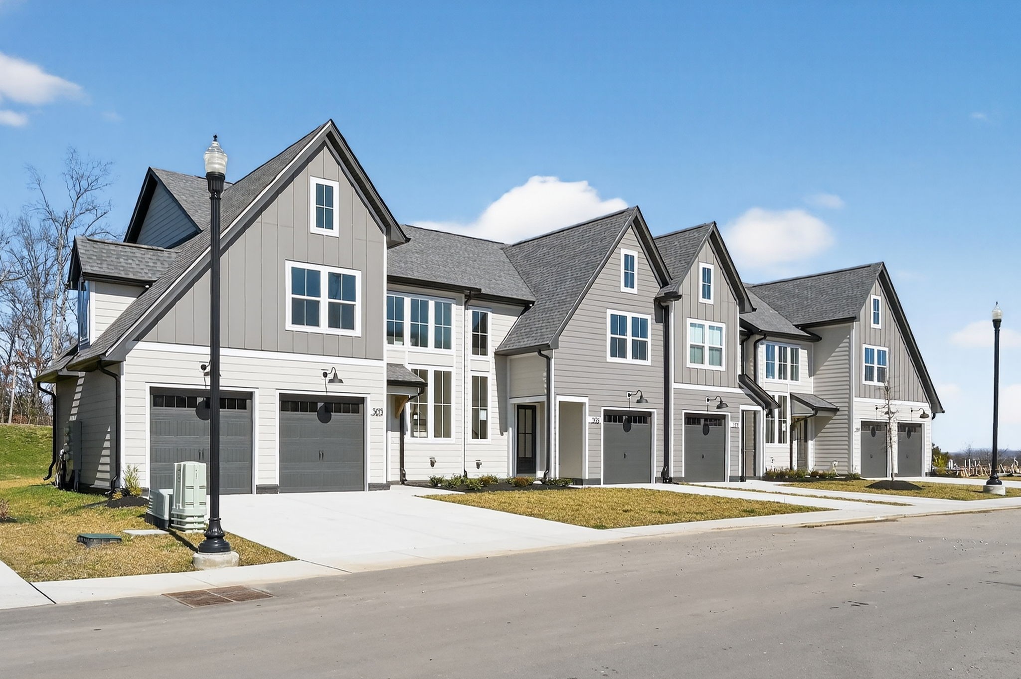 321 Panther Dr