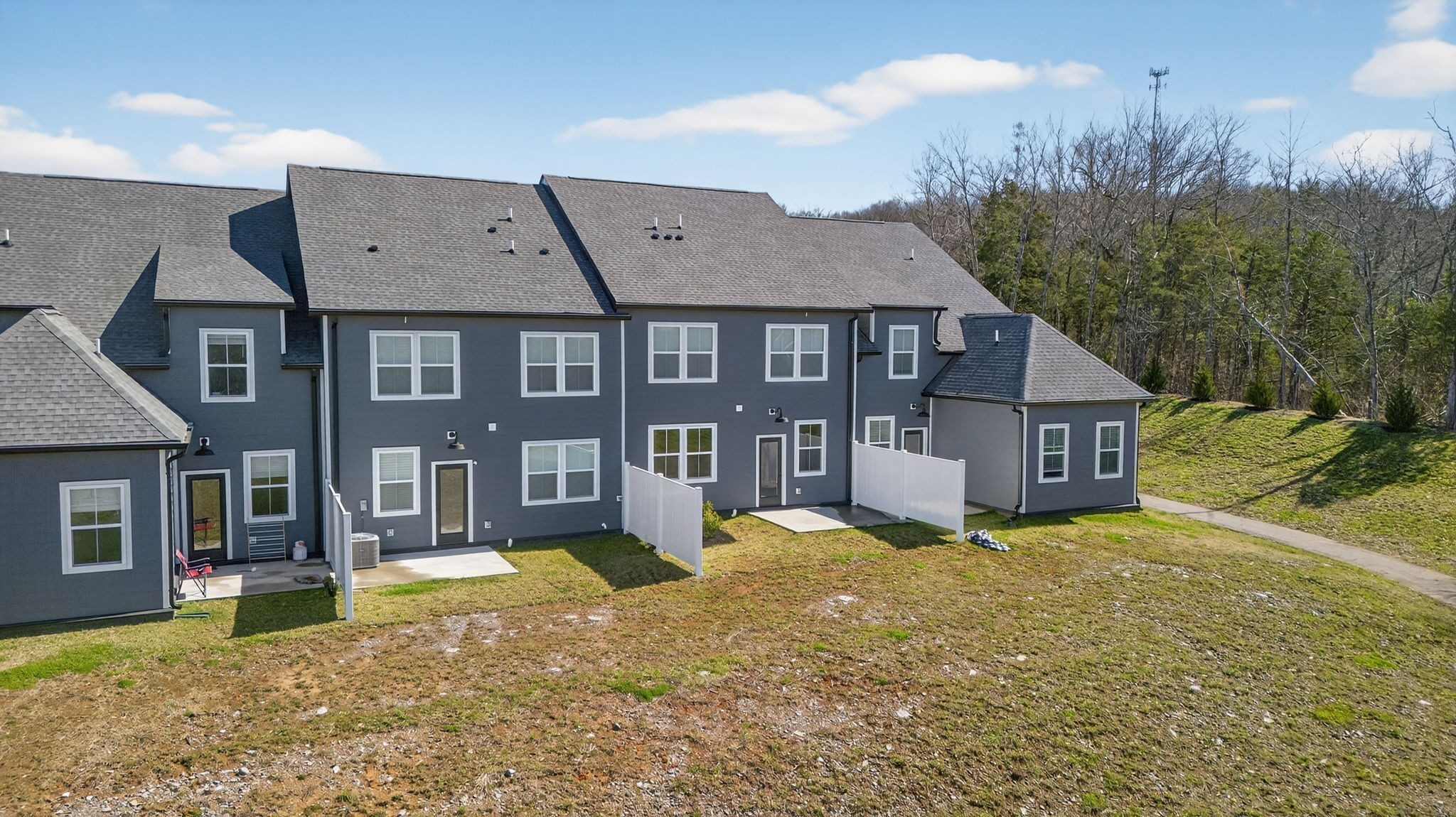 321 Panther Dr