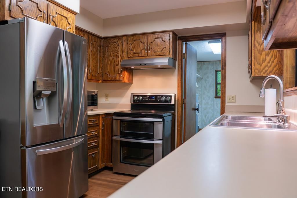 2400 Burgess Falls Rd