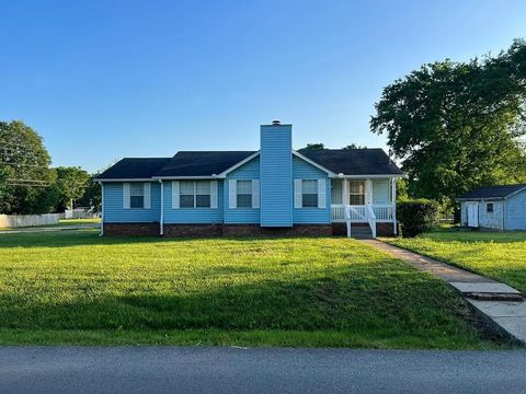Photo of 112 Neal Ave, Smyrna, TN 37167 (MLS # 3131580)