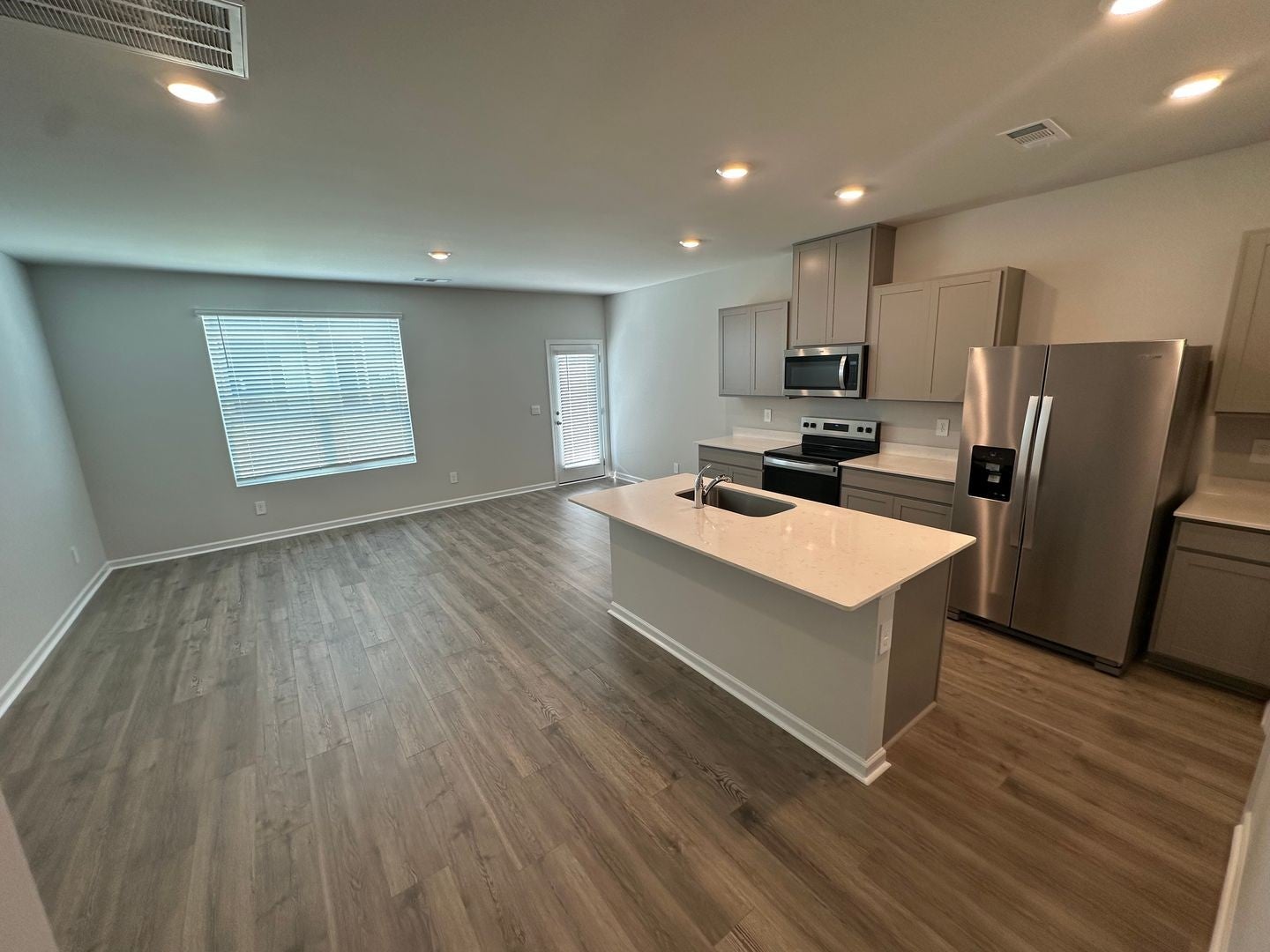 206 Hazel Ln