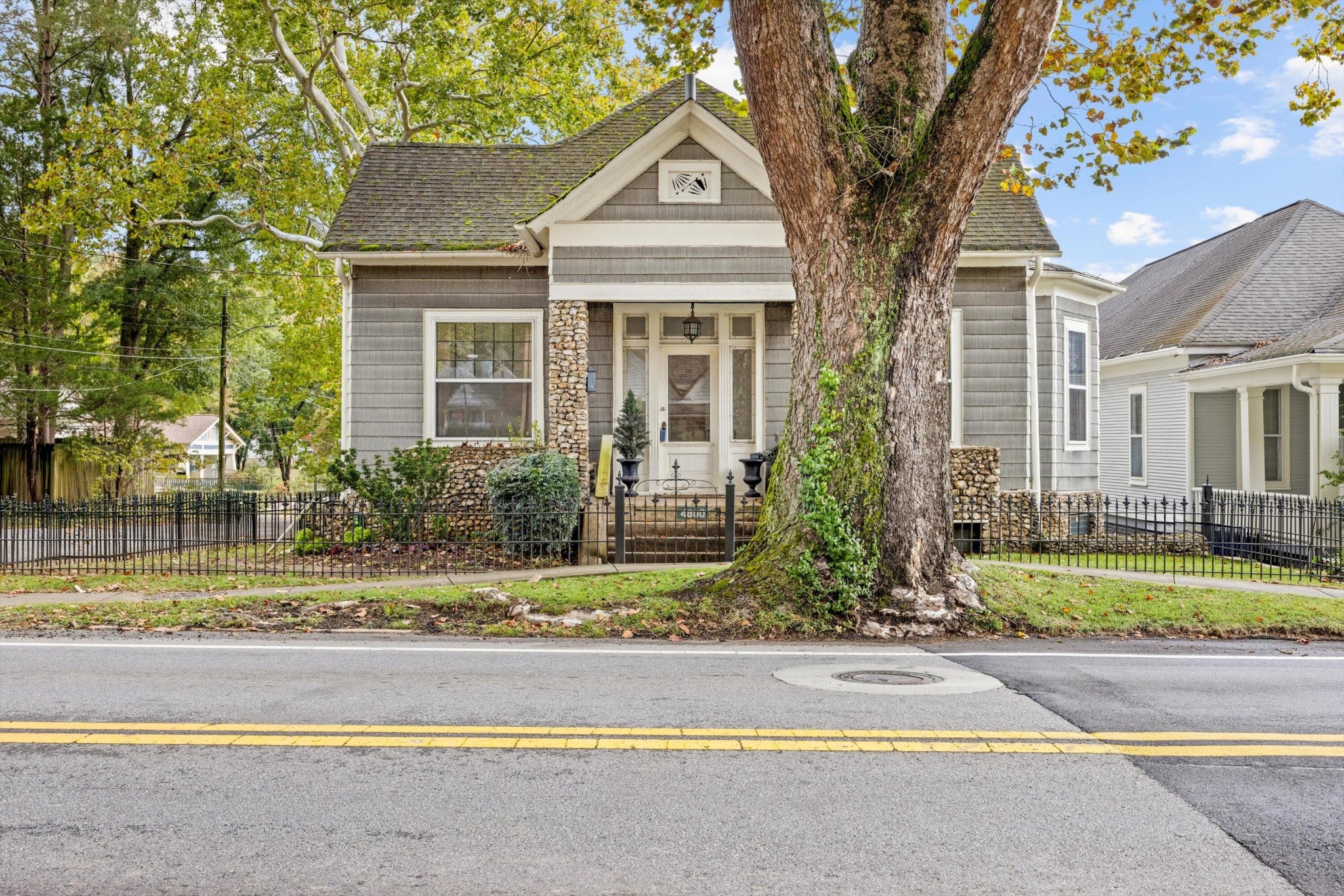 4800 St. Elmo Avenue