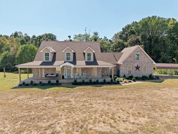 389 Ben Albert Rd