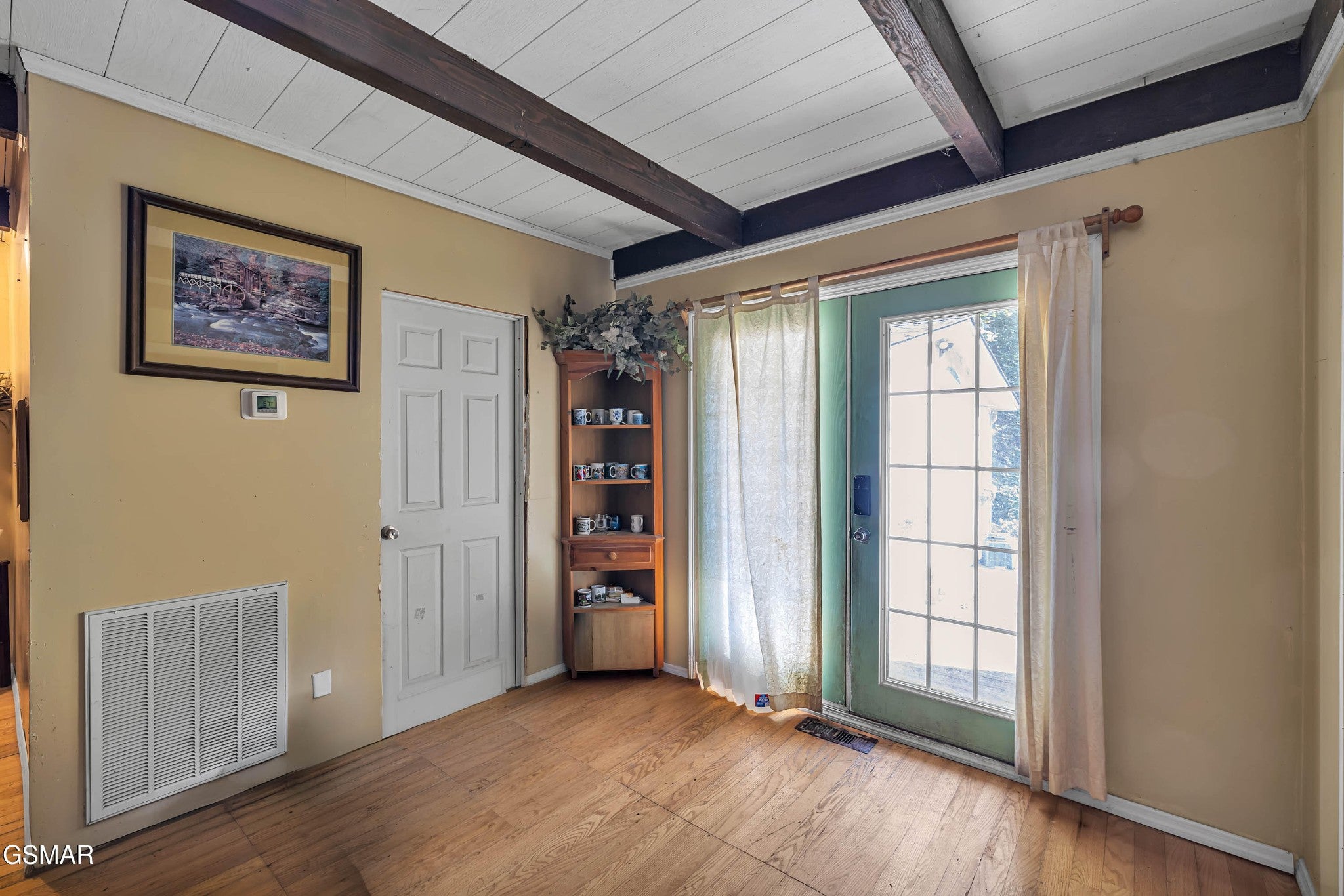 3176 N Clear Fork Road