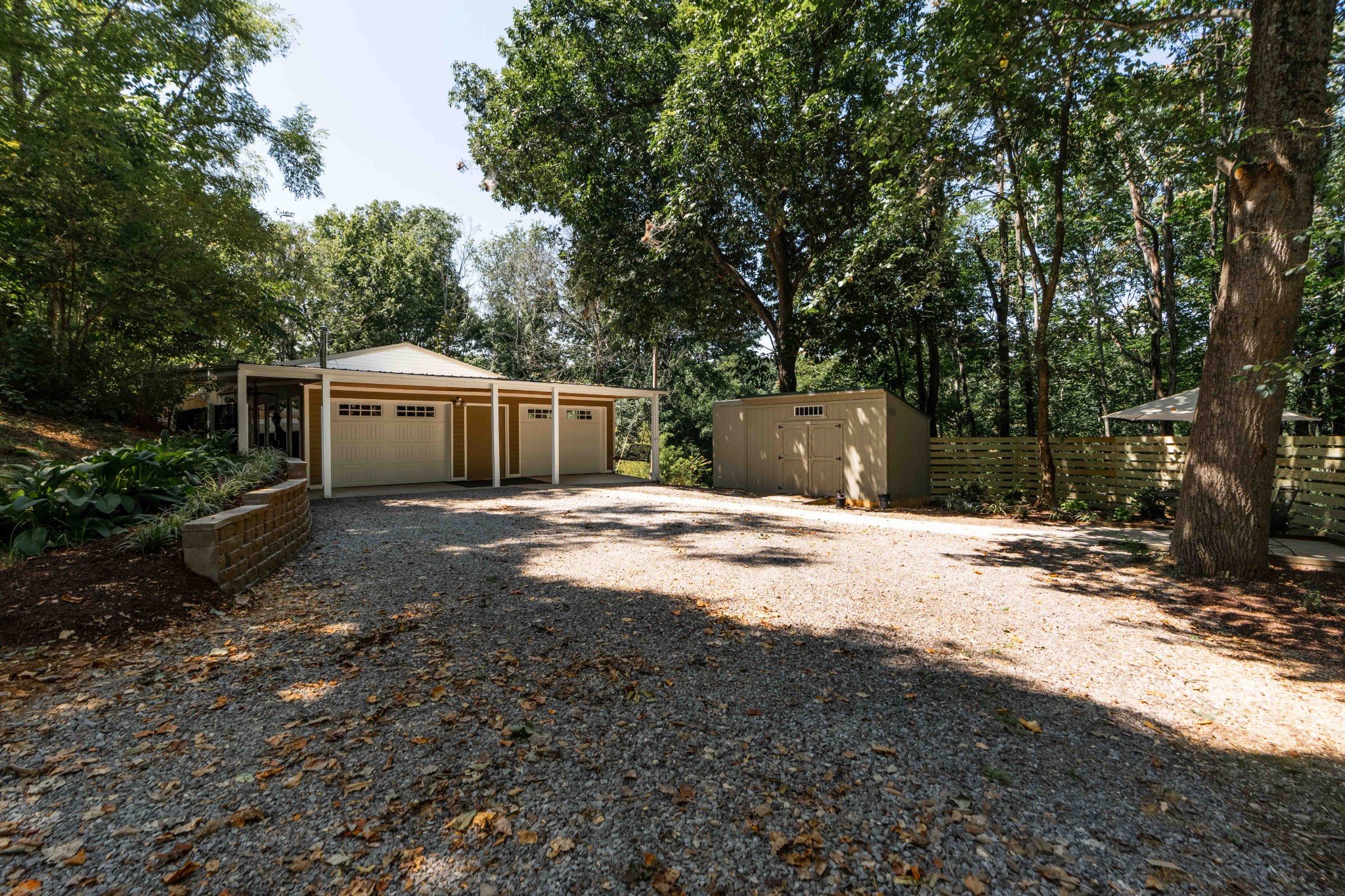 410 Griffs Hollow Ln