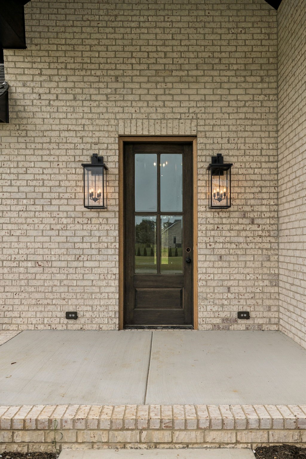 375 Chestnut Oak Avenue