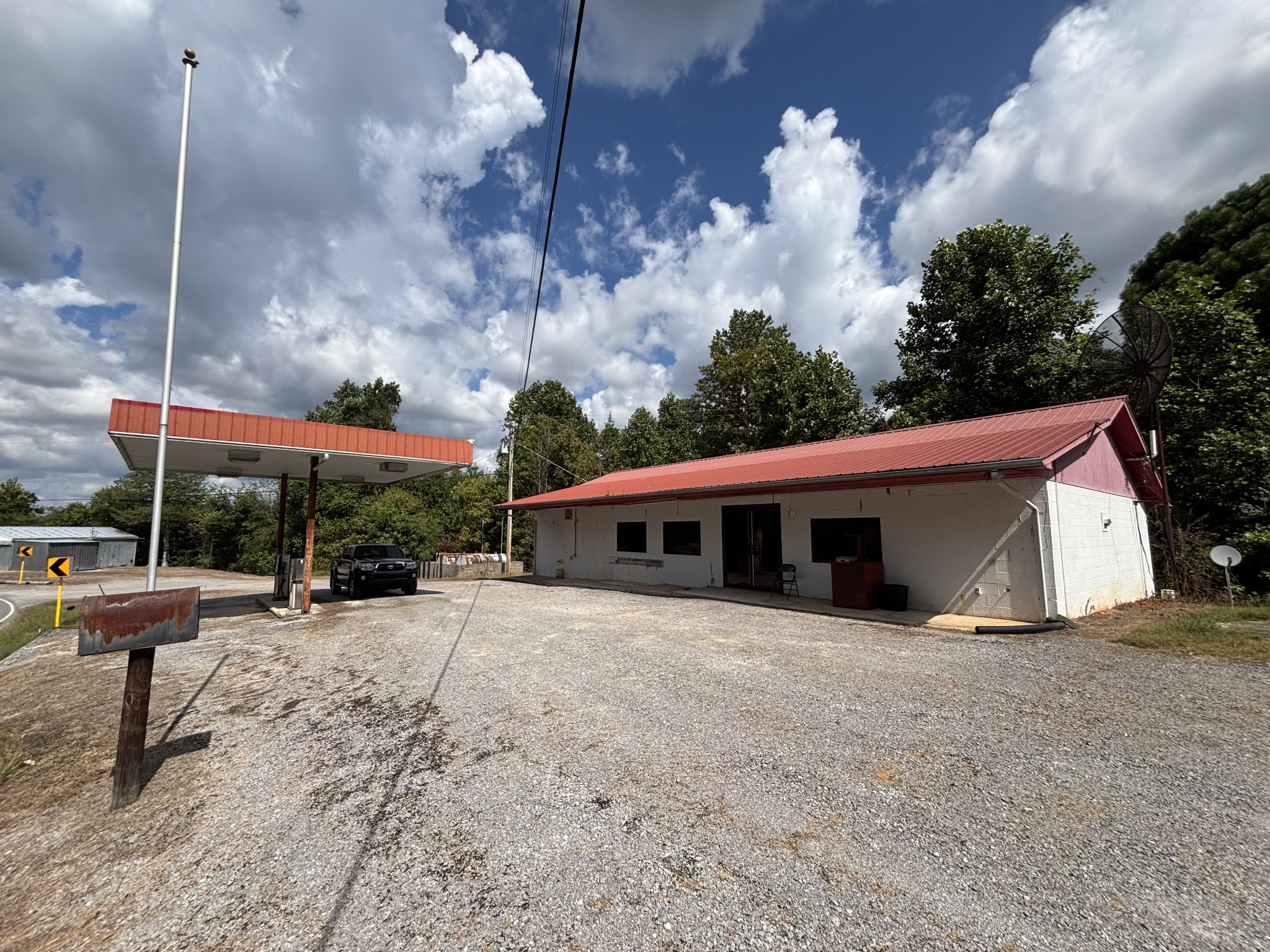 4111 Jefferson Rd