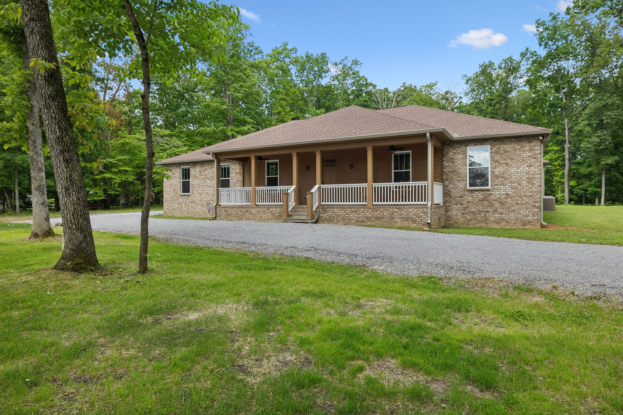 7284 Kingston Rd