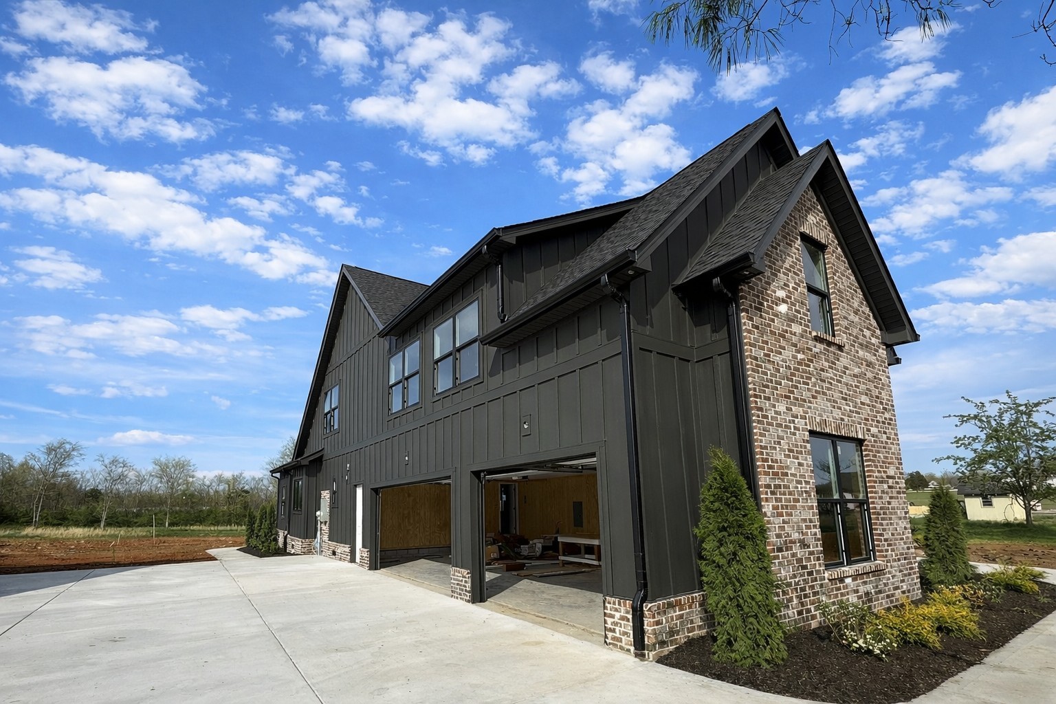 2418 River Rd