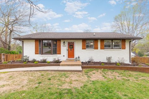 Photo of 922 Potter Ln, Nashville, TN 37206 (MLS # 3165190)