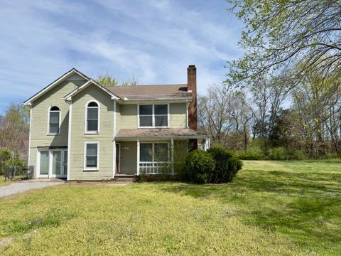 1817 Holloway Cir Murfreesboro TN 37127