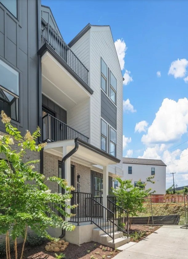 505 Community Ct 1
