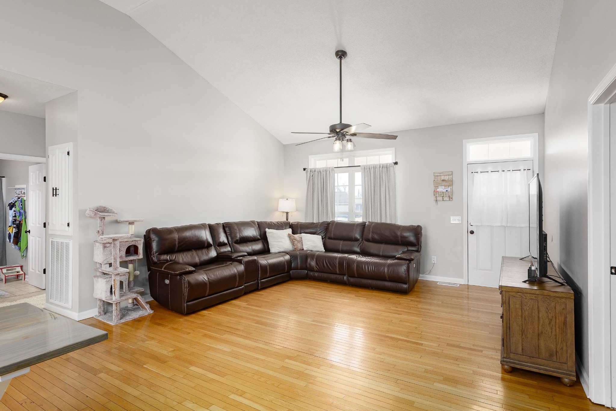 105 S Blue Heron Dr