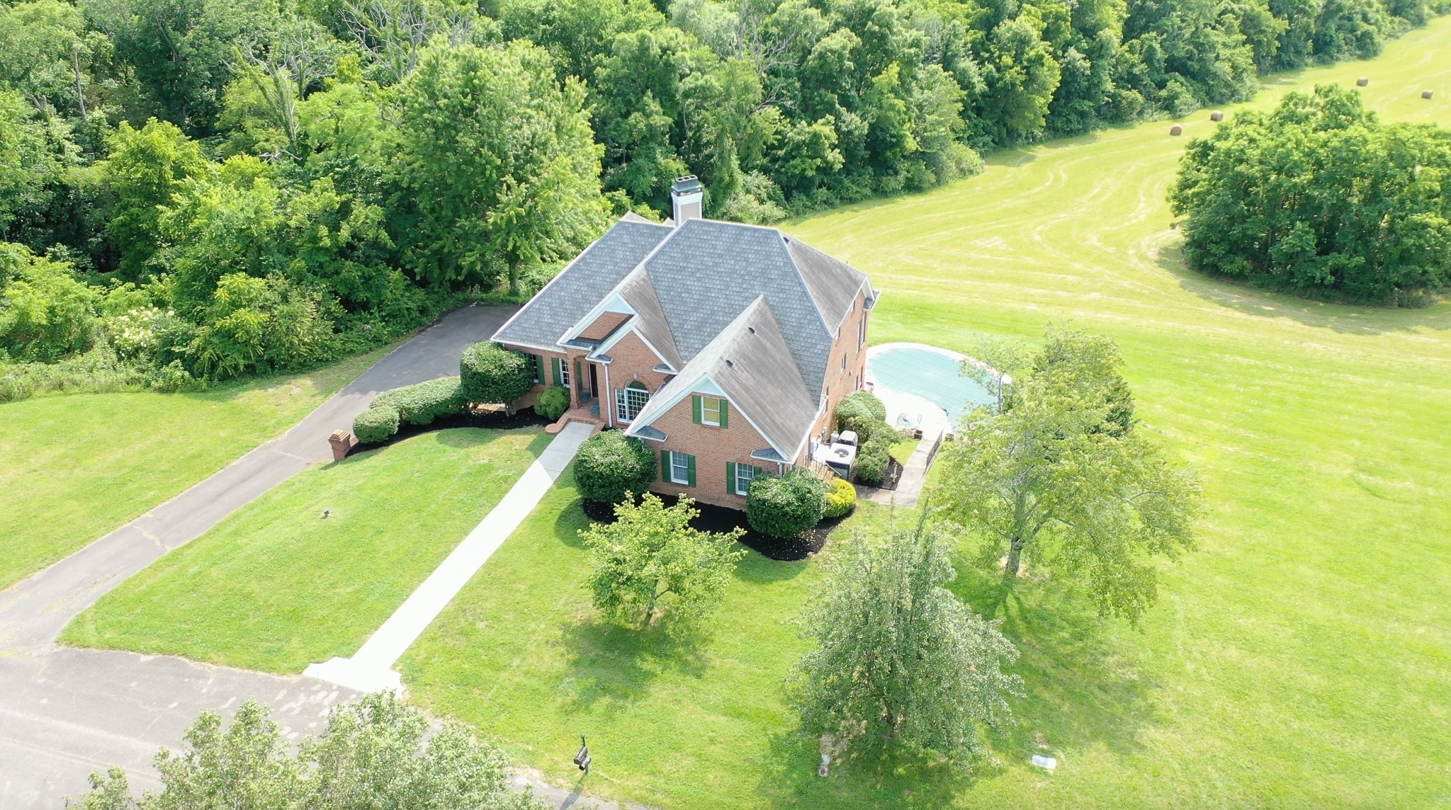 119 Crestland Cir