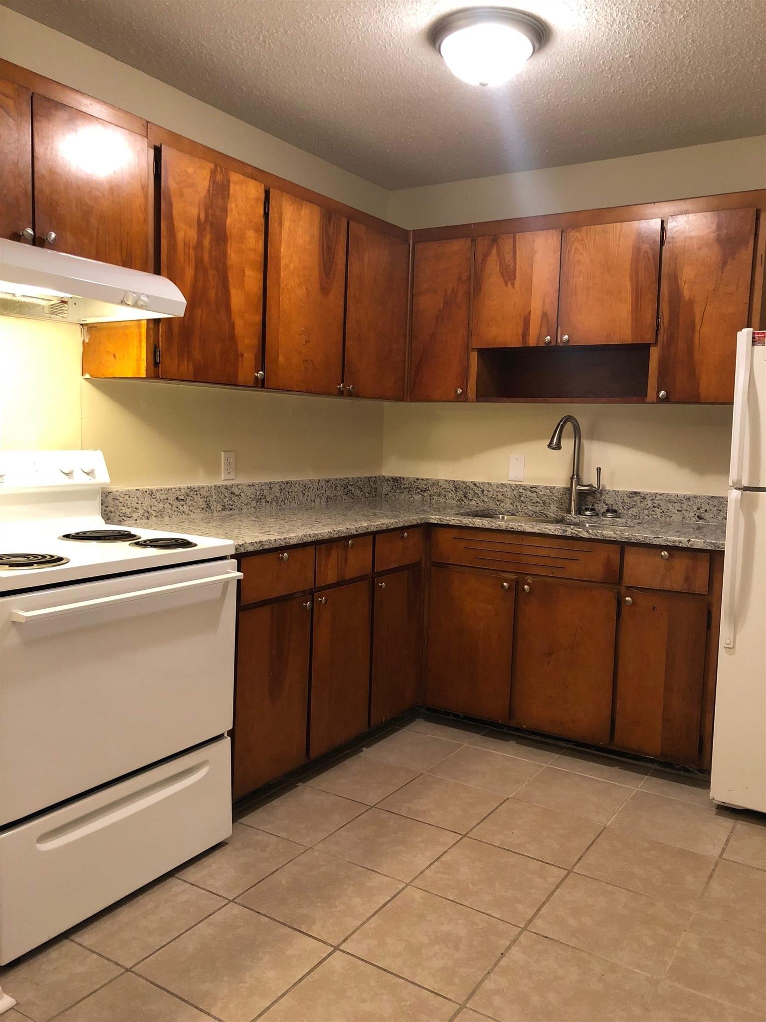 441 Harding Pl A15